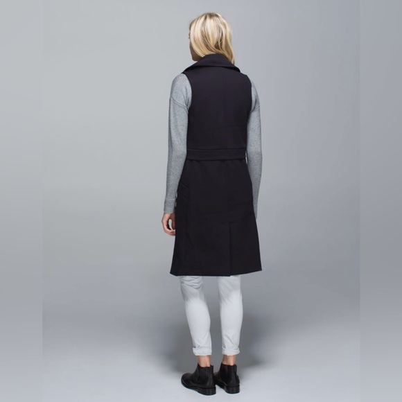 Lululemon Athletic Women’s 3 in 1 Black Quickchange Sleeveless Convertible Vest - Picture 4 of 17